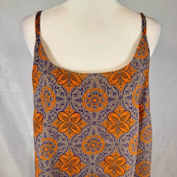 Cabi arabesque modern cami top size medium - Picture 4 of 8